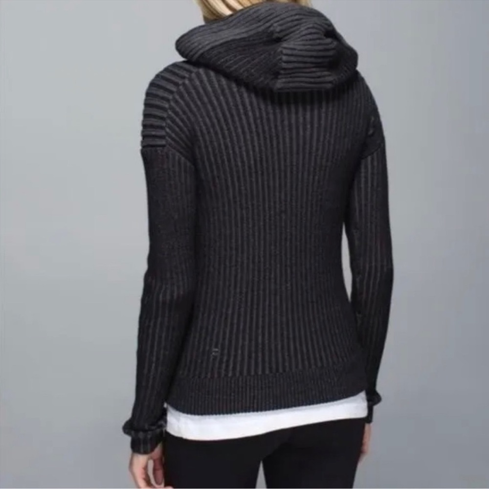 Lululemon athletica Black & Grey Ribbed Women's Hooded Full-Zip Sweater - Picture 15 of 15